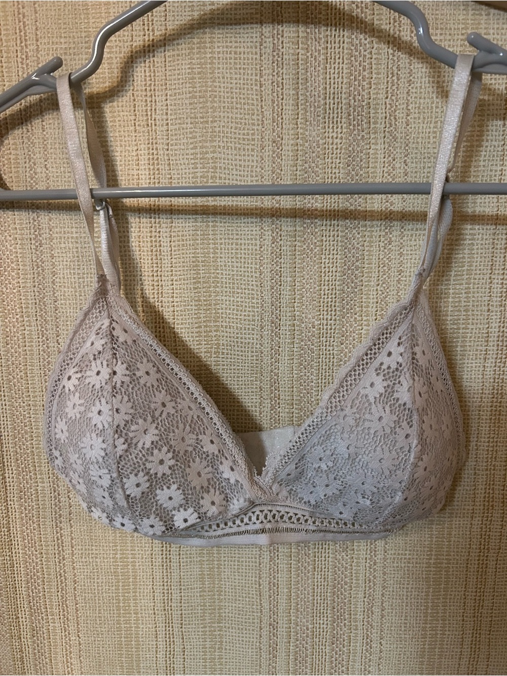 Bralettes - Picture 3 of 6